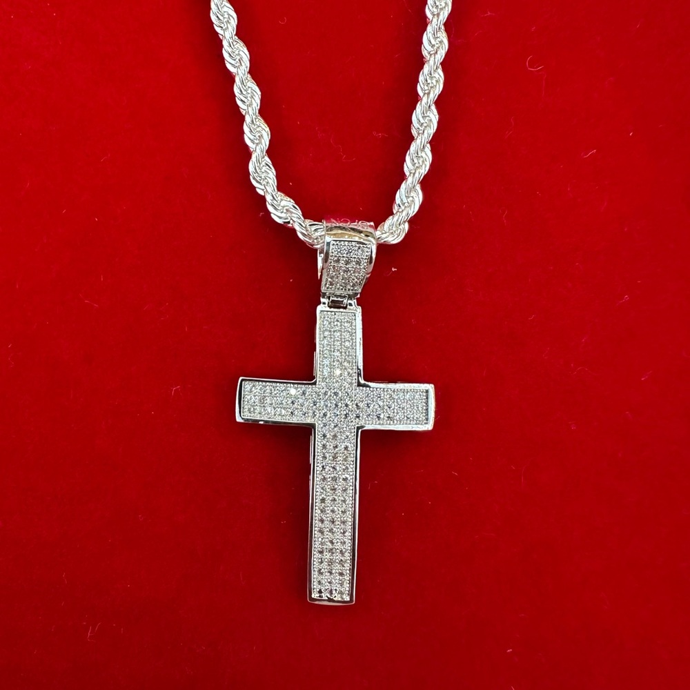 New Silver plated cz Cross Pendant charm with new silver plated rope Necklace